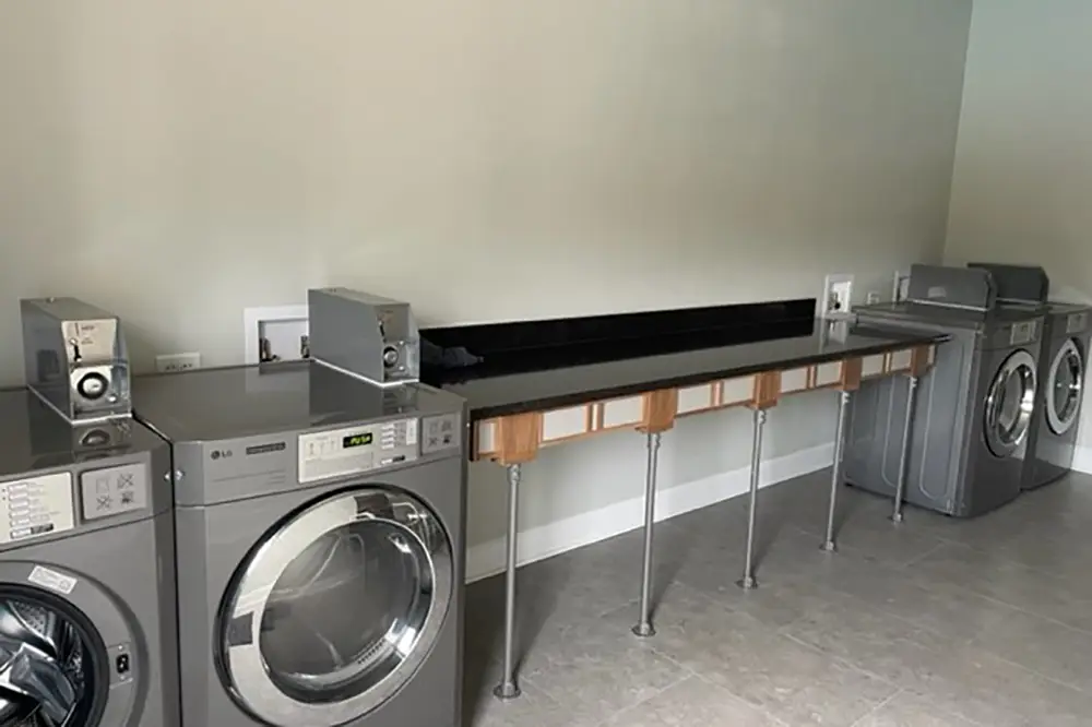 santa fe amenaties laundry room